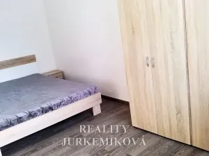 Pronájem bytu 1+kk, České Budějovice, Husova tř., 25 m2