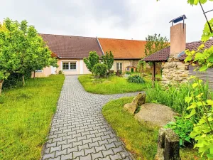 Prodej rodinného domu, Horní Skrýchov, 230 m2
