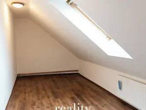 Prodej bytu 2+kk, Hrušovany nad Jevišovkou, Na Vršku, 57 m2