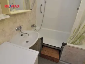 Pronájem bytu 3+1, Praha - Bohnice, Eledrova, 70 m2