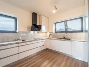 Prodej rodinného domu, Kornatice, 270 m2