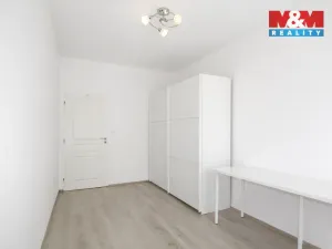 Pronájem bytu 3+kk, Praha - Vysočany, Podnádražní, 72 m2