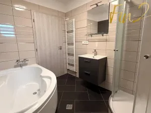 Pronájem rodinného domu, Praha, 105 m2