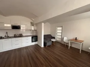 Pronájem bytu 2+kk, Jablonec nad Nisou, V Luzích, 45 m2