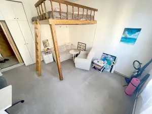 Pronájem bytu 1+kk, Praha, Pelhřimovská, 30 m2