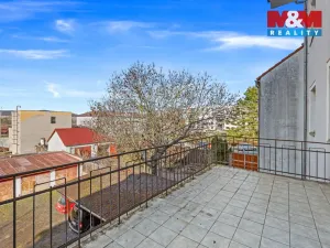 Prodej obchodního prostoru, Louny, Husova, 744 m2