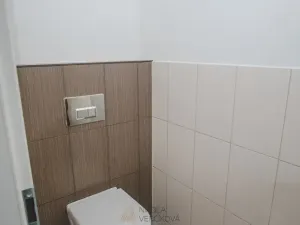 Pronájem obchodního prostoru, Rajhrad, Masarykova, 53 m2