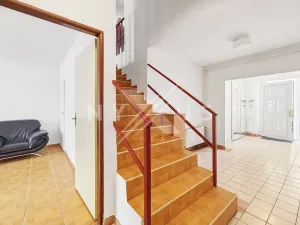 Prodej rodinného domu, Praha - Kyje, Stulíková, 375 m2