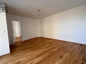 Prodej bytu 2+kk, Praha - Suchdol, U hotelu, 52 m2