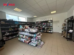 Pronájem skladu, Rašovice, 415 m2