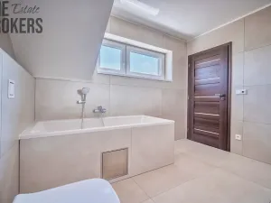 Prodej rodinného domu, Chrášťany, 145 m2