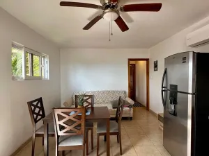 Prodej rodinného domu, Coxen Hole, Roatán, Honduras, 326 m2