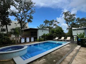 Prodej bytu 3+1, Coxen Hole, Roatán, Honduras, 139 m2