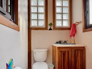 Prodej rodinného domu, Coxen Hole, Roatán, Honduras, 419 m2