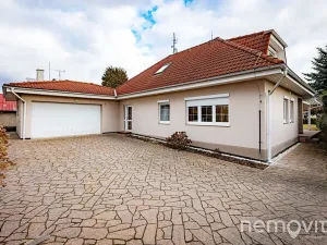 Prodej rodinného domu, Jesenice, Zvonková, 230 m2