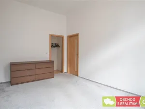 Pronájem bytu 3+kk, Praha, Dejvická, 106 m2