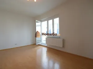 Pronájem bytu 1+kk, Praha - Nusle, Lounských, 49 m2