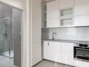 Prodej bytu 2+1, Praha - Holešovice, Stupkova, 48 m2