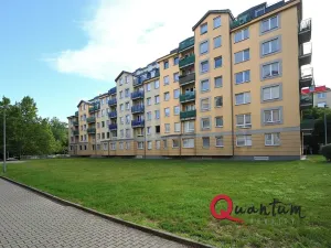 Pronájem garážového stání, Praha - Libeň, Kovanecká, 18 m2