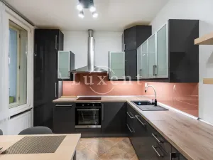 Pronájem bytu 3+1, Praha - Holešovice, Veletržní, 101 m2