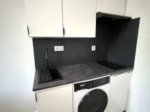 Pronájem bytu 1+kk, Praha - Záběhlice, Macešková, 20 m2