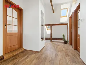 Prodej rodinného domu, Břasy, 298 m2