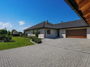 Prodej rodinného domu, Borovany, 237 m2