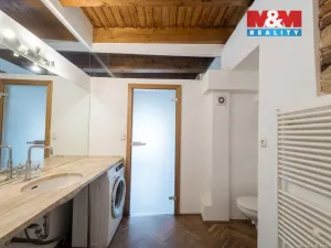 Pronájem bytu 1+kk, Praha - Troja, Povltavská, 66 m2