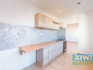 Prodej bytu 3+1, Orlová, Karla Dvořáčka, 68 m2