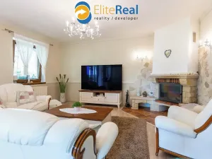 Prodej vícegeneračního domu, Příkazy, 344 m2