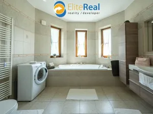 Prodej vícegeneračního domu, Příkazy, 344 m2