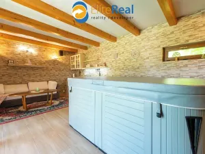 Prodej vícegeneračního domu, Příkazy, 344 m2