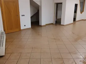 Pronájem obchodního prostoru, Staré Město, 90 m2