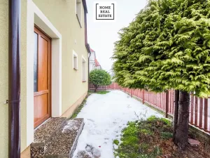 Prodej rodinného domu, Praha - Dolní Měcholupy, U svornosti, 117 m2