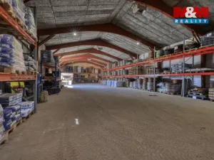 Pronájem skladu, Plzeň - Valcha, 745 m2
