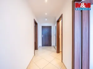 Pronájem bytu 2+kk, Praha - Letňany, Hlučkova, 60 m2
