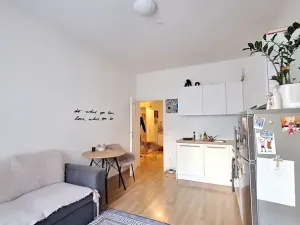 Pronájem bytu 2+kk, Praha, Rybalkova, 55 m2