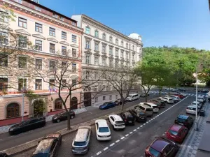 Prodej bytu 3+1, Praha - Smíchov, Drtinova, 124 m2