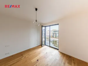 Pronájem bytu 2+kk, Praha - Libeň, Smrčkova, 68 m2