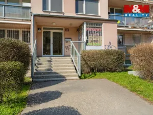 Prodej bytu 3+1, Praha - Chodov, Láskova, 74 m2