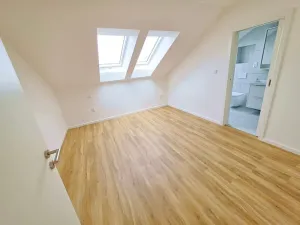 Pronájem rodinného domu, Zeleneč, 170 m2