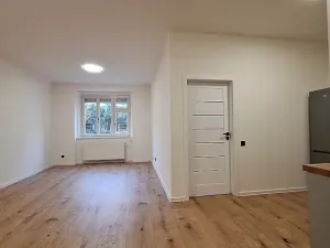 Pronájem bytu 2+kk, Praha - Vršovice, Rybalkova, 44 m2