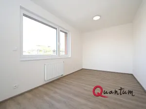 Pronájem bytu 2+kk, Praha - Vysočany, Poděbradská, 50 m2