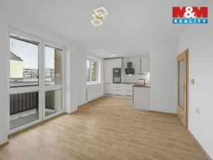 Prodej bytu 2+kk, Hradec Králové, Ve Stromovce, 48 m2