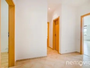 Pronájem bytu 2+kk, Praha - Prosek, Prosecká, 70 m2