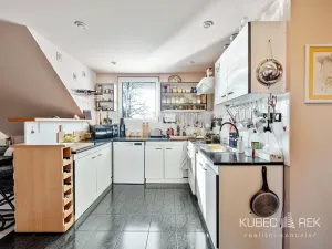 Prodej rodinného domu, Malšice, Lomská, 240 m2