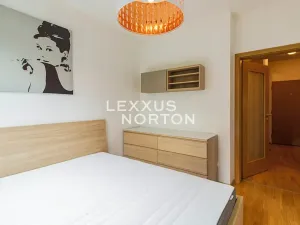 Pronájem bytu 2+kk, Praha - Veleslavín, Pod dvorem, 37 m2