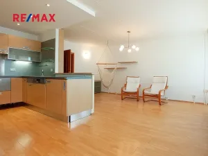 Pronájem bytu 3+kk, Praha - Vinoř, Uherská, 72 m2