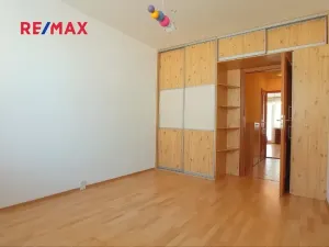 Pronájem bytu 3+kk, Praha - Vinoř, Uherská, 72 m2