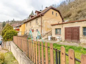 Prodej rodinného domu, Praha - Lysolaje, Čábelecká, 300 m2